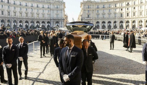 ABD'ye özendiler! Fransa'nın Akdeniz’de Rus tankerine el koyduğu anlar!