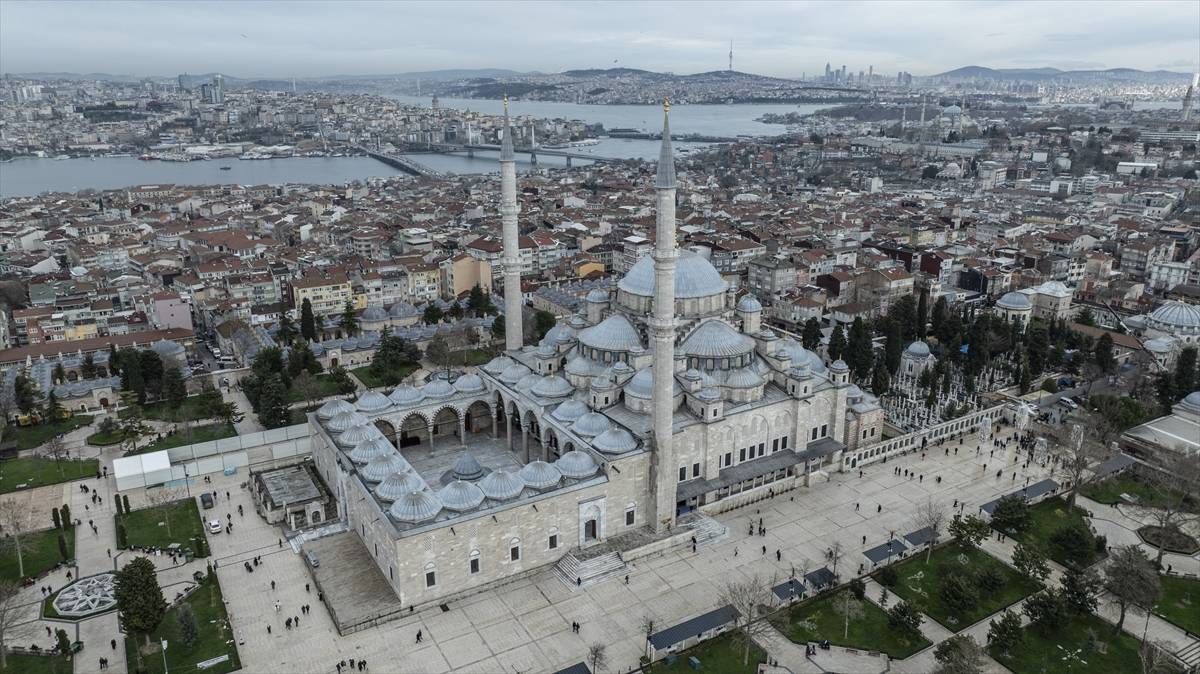 Fatih Sultan Mehmet’in emaneti, yaşayan kültür mirası: Fatih Camii