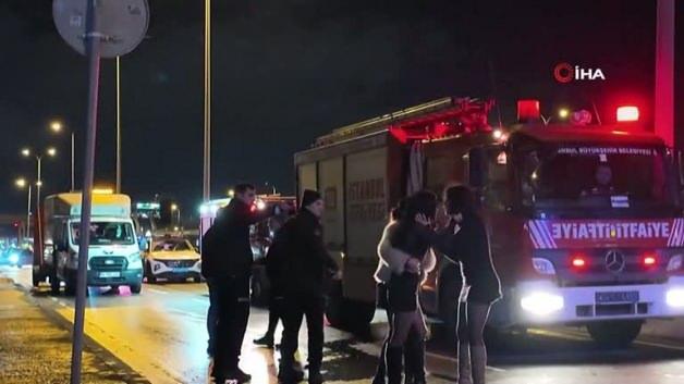 E-5'te feci kaza: Araç yan yola uçtu, kadınlar birbirine girdi