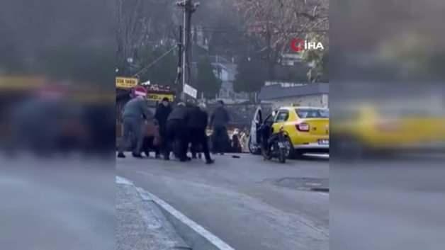 Yol verme kavgası meydan savaşına döndü: Tekme ve yumruklar havada uçuştu