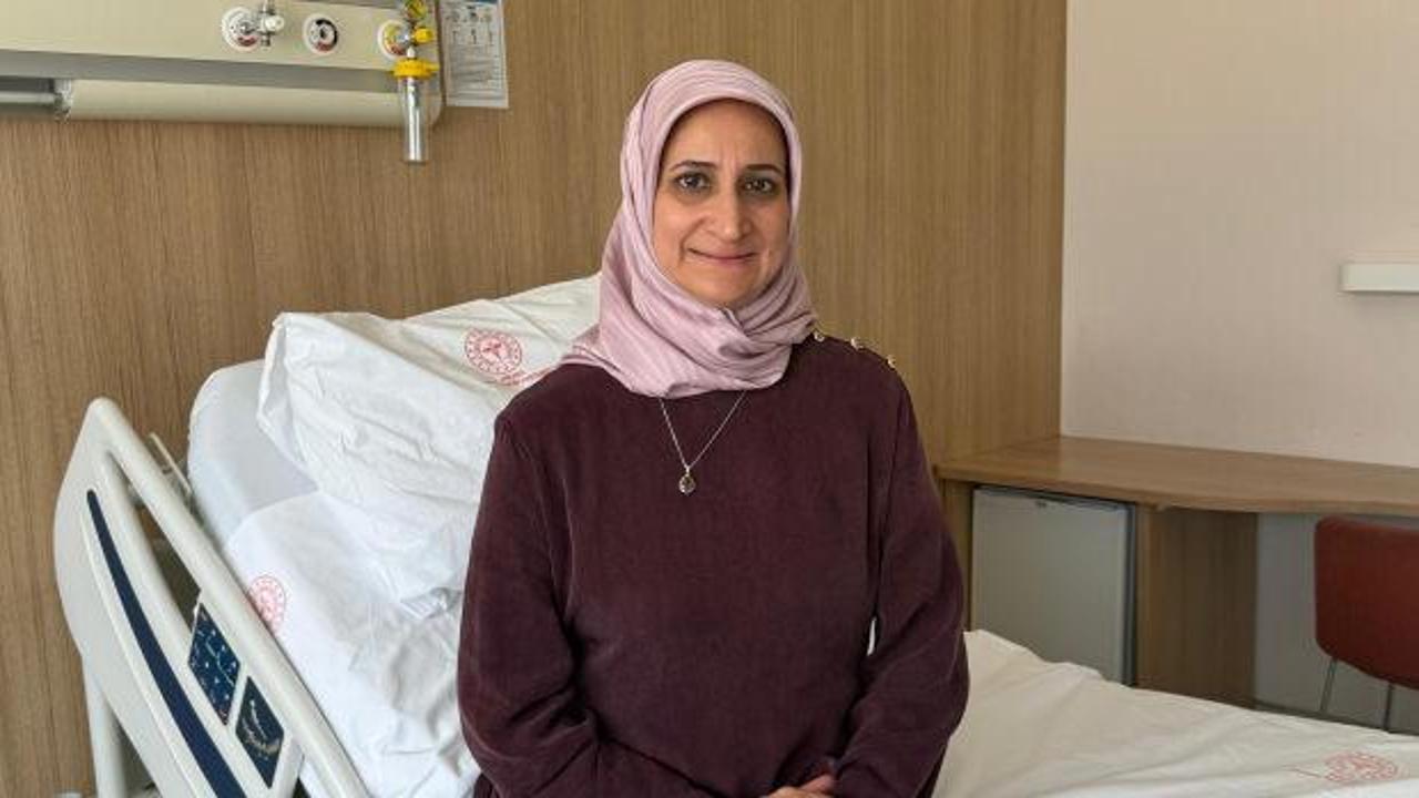 Karnındaki 30 santimetrelik dev tümörden 5 saatlik operasyonla kurtuldu