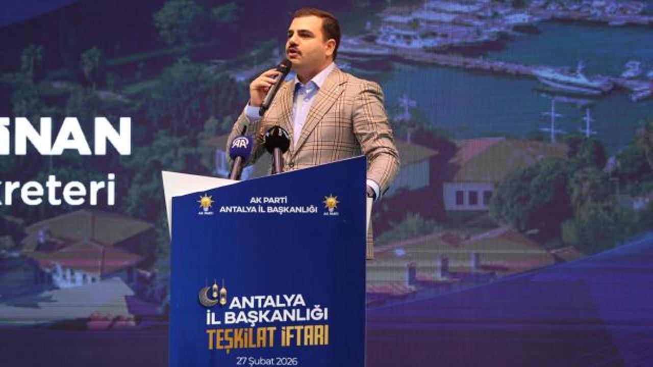 AK Partili İnan: Müslümanların iftar sofrasından rahatsız olmanızın adı laiklik değildir