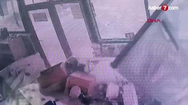 Bingöl ve Aydın'da dehşet anları: Otomobiller dükkanlara girdi, 7 yaralı