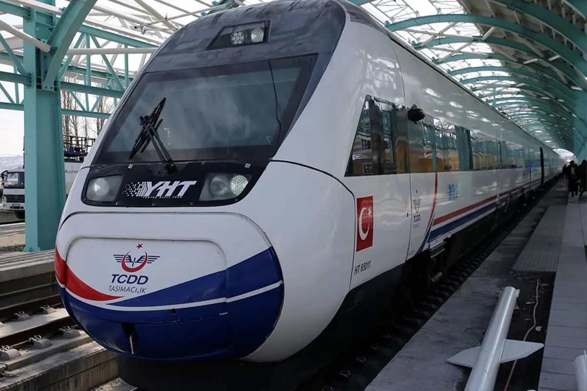 Bir büyükşehire daha hızlı tren geliyor! İstanbul ve Ankara'ya direkt bağlantı