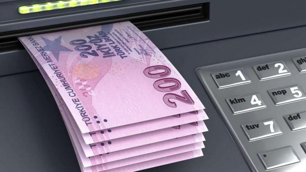 Bugün bankalar açık mı, kapalı mı? Bankalar saat kaça kadar açık?