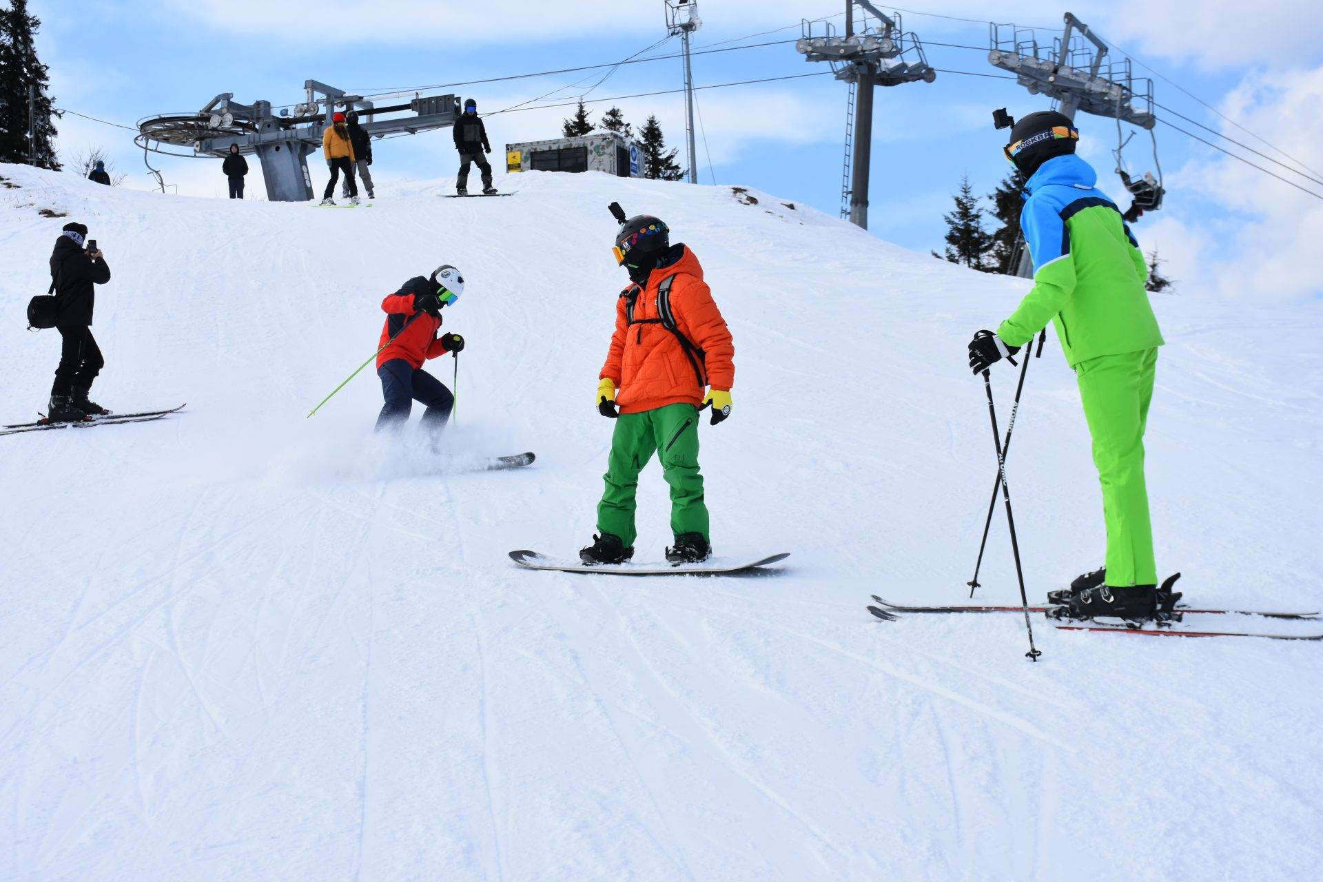 Artvin’de Atabarı Kayak Merkezi kayakseverleri ağırlıyor