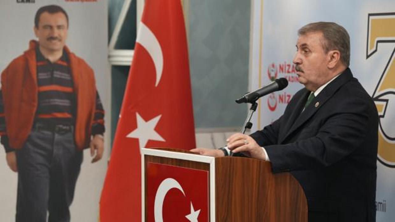 Destici'den Amsterdam'da net mesajlar: Emanete sahip çıkacağız