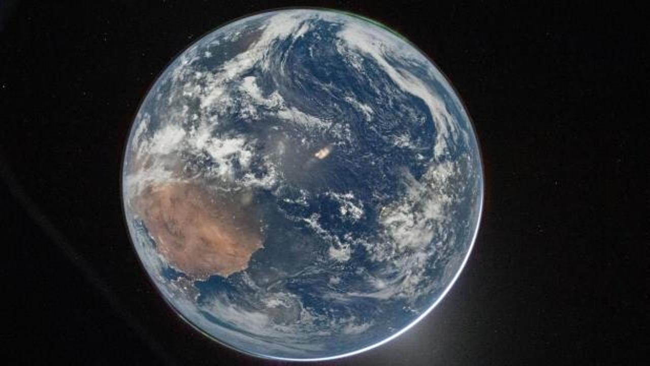 NASA, Dünya'nın uzaydan çekilmiş yeni görüntülerini yayınladı