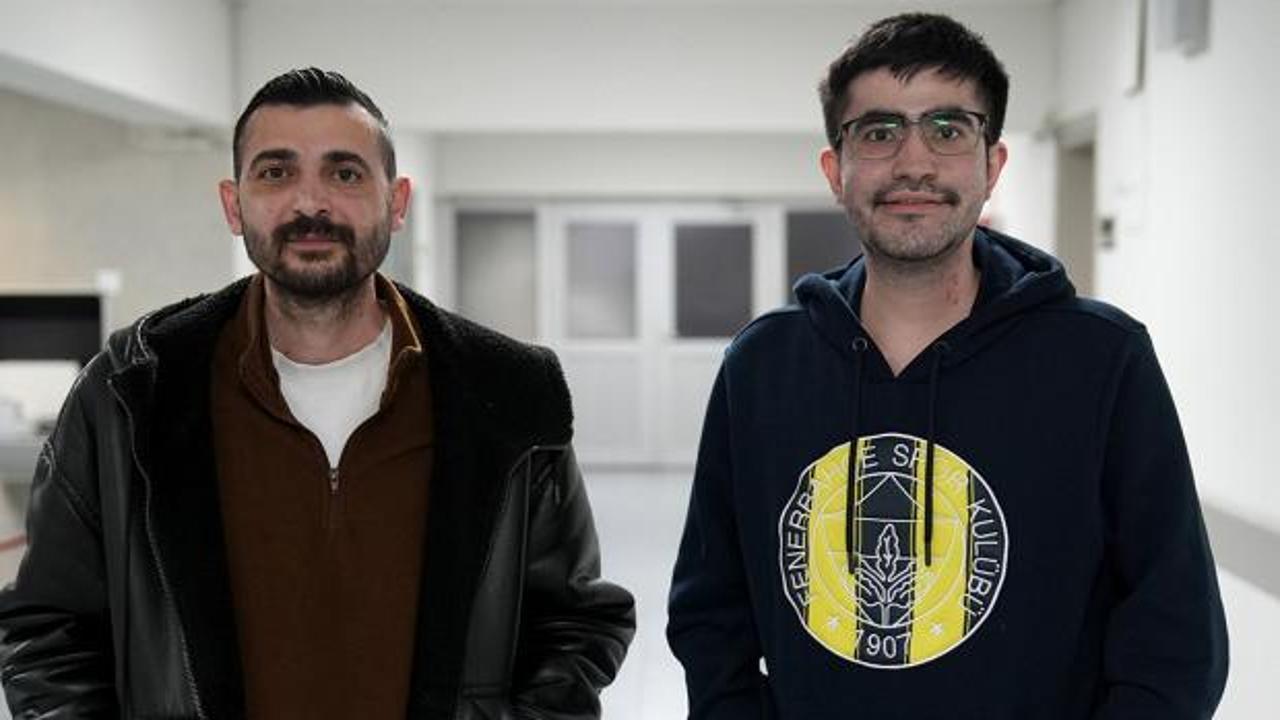 Dört gün arayla hayata döndüler: 'Abi kurtulduk' diyerek kucaklaştılar